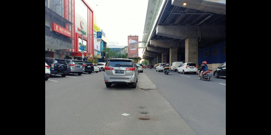 Dijual Gedung Kantor Siap Pakai di Boulevard Raya, Jakarta Utara Dijual Gedung Kantor Siap Pakai di Boulevard Raya, Jakarta Utara