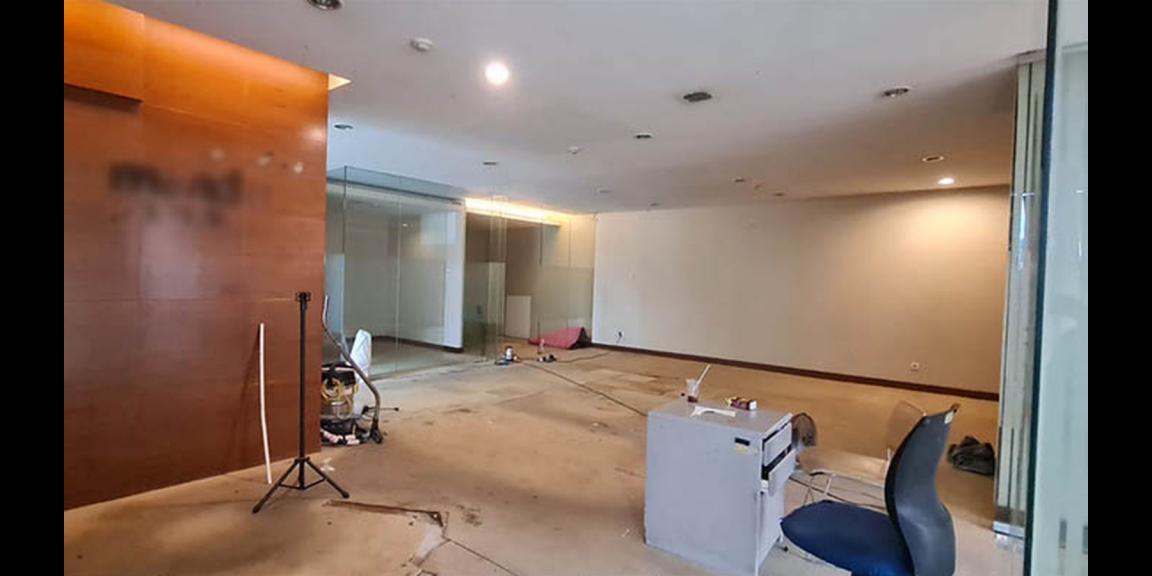 Dijual Gedung Kantor Siap Pakai di Boulevard Raya, Jakarta Utara Dijual Gedung Kantor Siap Pakai di Boulevard Raya, Jakarta Utara