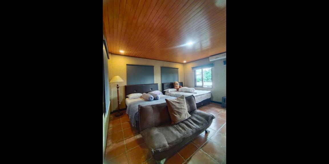 Dijual 2 Villa Siap Pakai di Area Cijeruk, Kabupaten Bogor Dijual 2 Villa Siap Pakai di Area Cijeruk, Kabupaten Bogor