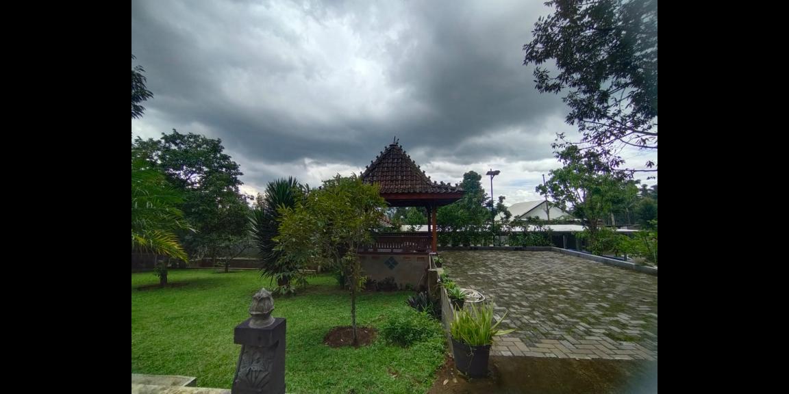 Dijual 2 Villa Siap Pakai di Area Cijeruk, Kabupaten Bogor Dijual 2 Villa Siap Pakai di Area Cijeruk, Kabupaten Bogor