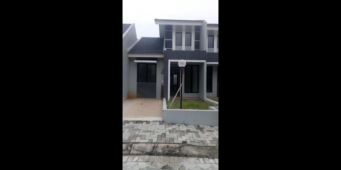 Rumah siap huni lokasi strategis di depan jalan lebar 20m2 Rumah siap huni lokasi strategis di depan jalan lebar 20m2