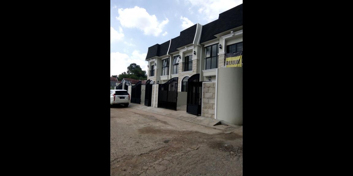 Rumah Mewah Pinggir Boulevard Grand Depok CIty Rumah Mewah Pinggir Boulevard Grand Depok CIty