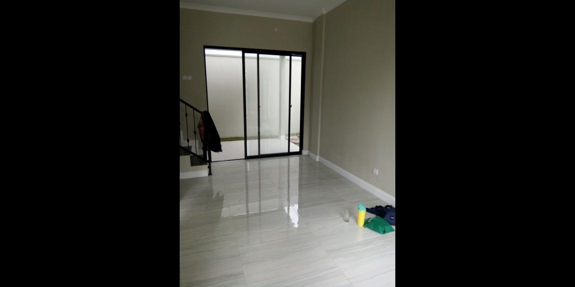 Rumah Mewah Pinggir Boulevard Grand Depok CIty Rumah Mewah Pinggir Boulevard Grand Depok CIty