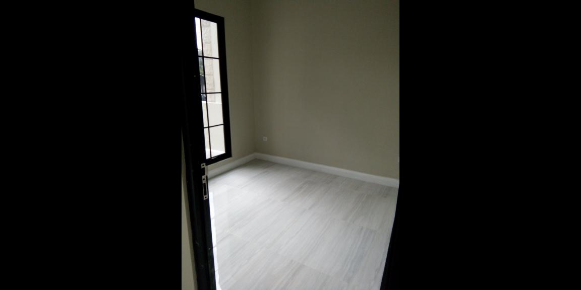 Rumah Mewah Pinggir Boulevard Grand Depok CIty Rumah Mewah Pinggir Boulevard Grand Depok CIty