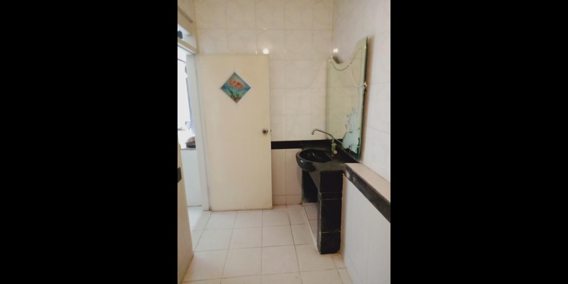 Disewakan Rumah Wisma Menanggal Strategis Baru Renovasi Disewakan Rumah Wisma Menanggal Strategis Baru Renovasi