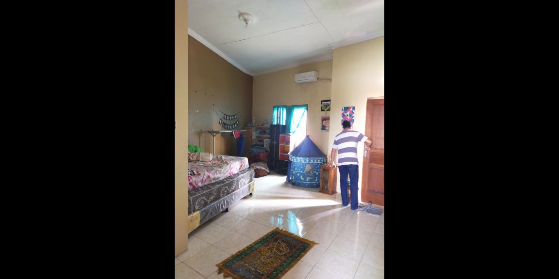 Rumah Induk dan 2 Toko Siap Huni Lokasi Jalan Pulo Wonokromo SUrabaya Rumah Induk dan 2 Toko Siap Huni Lokasi Jalan Pulo Wonokromo SUrabaya