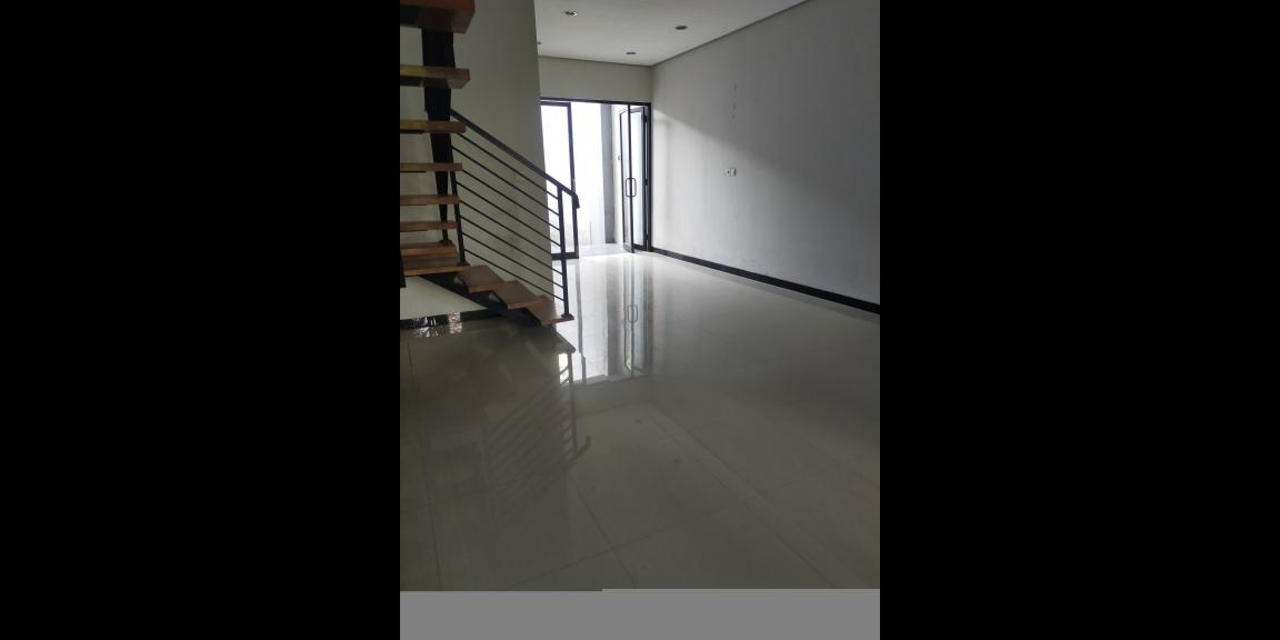 !100m Ke Jl Ahmad Yani! Rumah Siap Huni Di Kertomenanggal Surabaya !100m Ke Jl Ahmad Yani! Rumah Siap Huni Di Kertomenanggal Surabaya