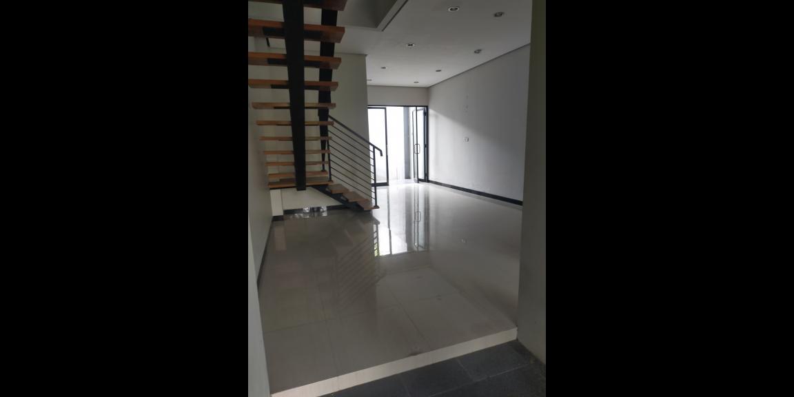 !100m Ke Jl Ahmad Yani! Rumah Siap Huni Di Kertomenanggal Surabaya !100m Ke Jl Ahmad Yani! Rumah Siap Huni Di Kertomenanggal Surabaya