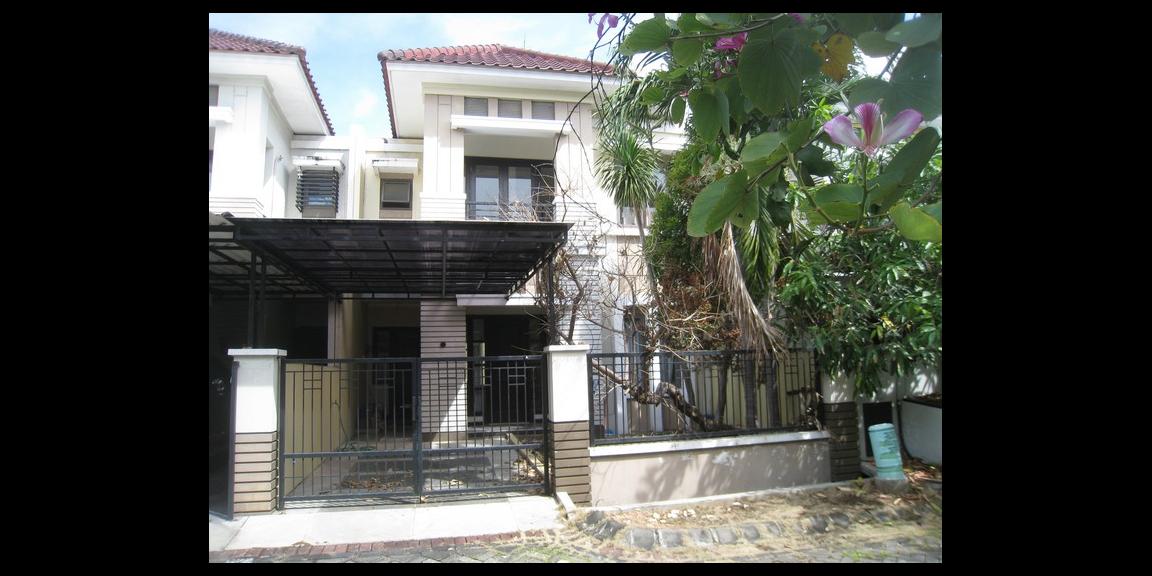 Rumah Central Park Ahmad Yani Surabaya - Great Location, Cosy & Secure. Rumah Central Park Ahmad Yani Surabaya - Great Location, Cosy & Secure.