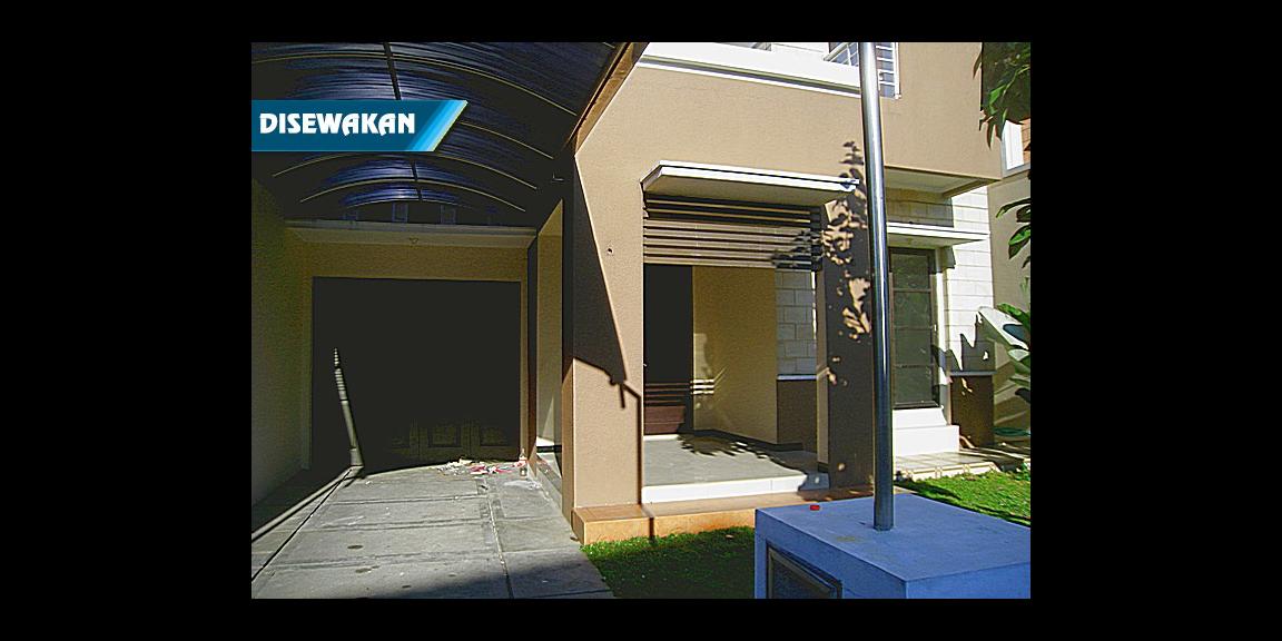 Rumah Apik, Siap Huni Royal Residence, Kensington, Wiyung, Surabaya. Rumah Apik, Siap Huni Royal Residence, Kensington, Wiyung, Surabaya.