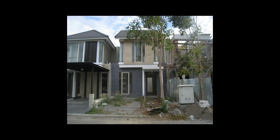 Rumah baru 2 lantai, Citraland North West Park., Pakal, Surabaya. Rumah baru 2 lantai, Citraland North West Park., Pakal, Surabaya.