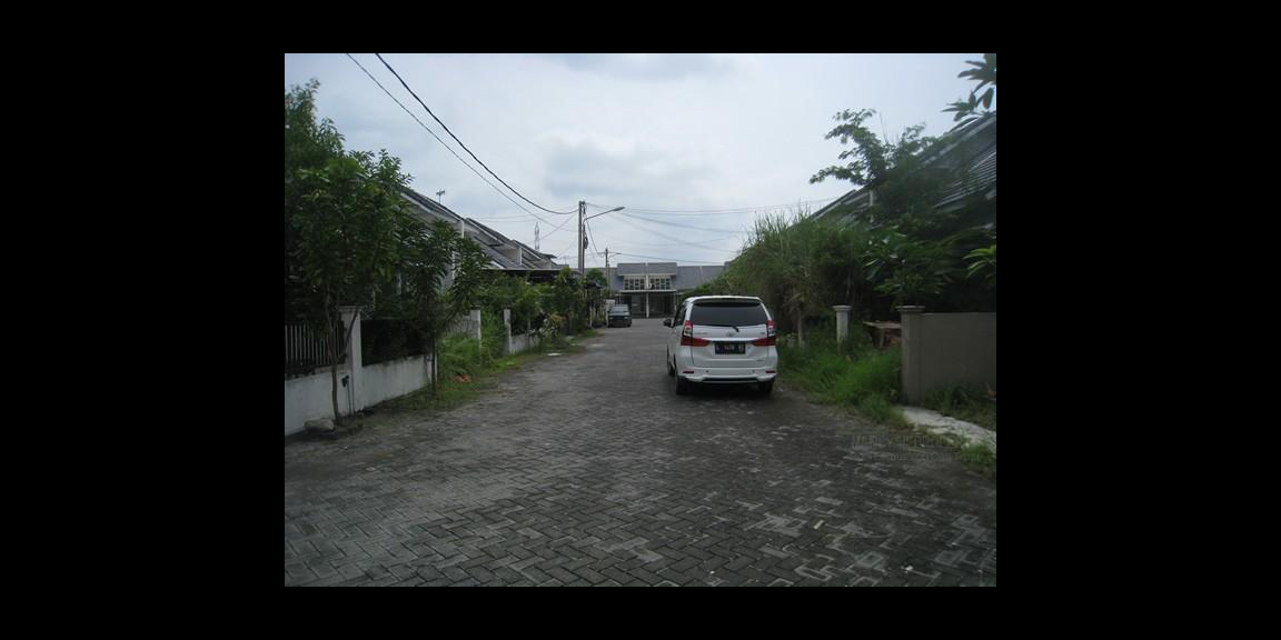 Rumah Cantik Siap Huni Golden Berry Regency, Menganti, Gresik Rumah Cantik Siap Huni Golden Berry Regency, Menganti, Gresik