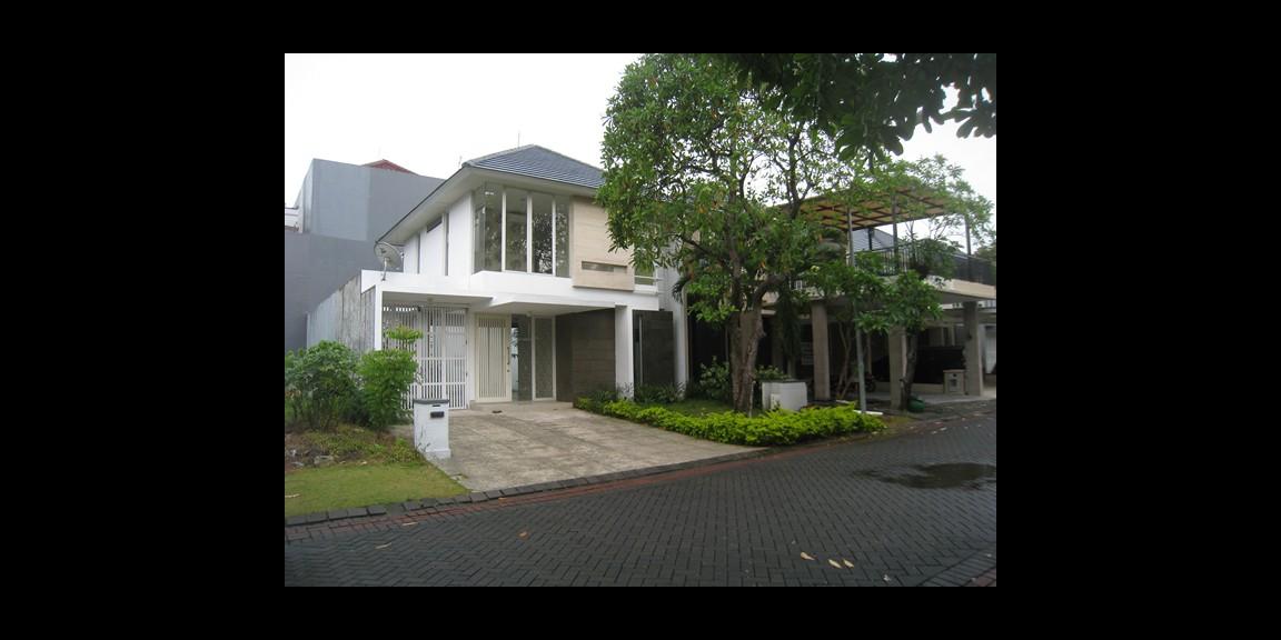 Rumah Minimalis 2 lantai, Pakuwon Indah, Surabaya Rumah Minimalis 2 lantai, Pakuwon Indah, Surabaya