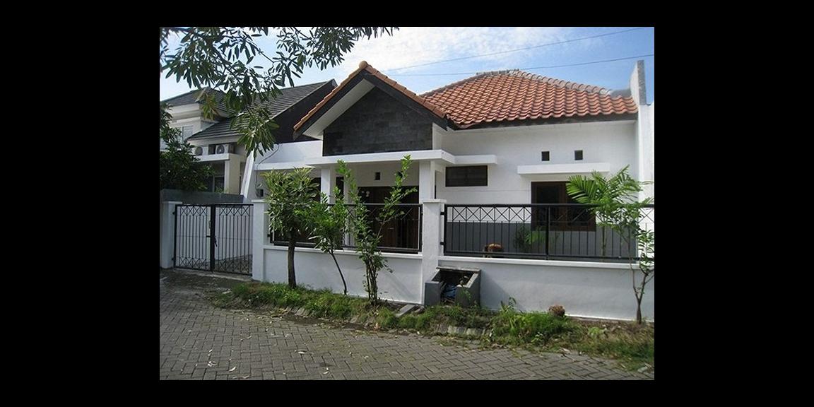 Rumah Cuantek Siaphuni Bebas Banjir, Griya Babatan Mukti, Surabaya Rumah Cuantek Siaphuni Bebas Banjir, Griya Babatan Mukti, Surabaya