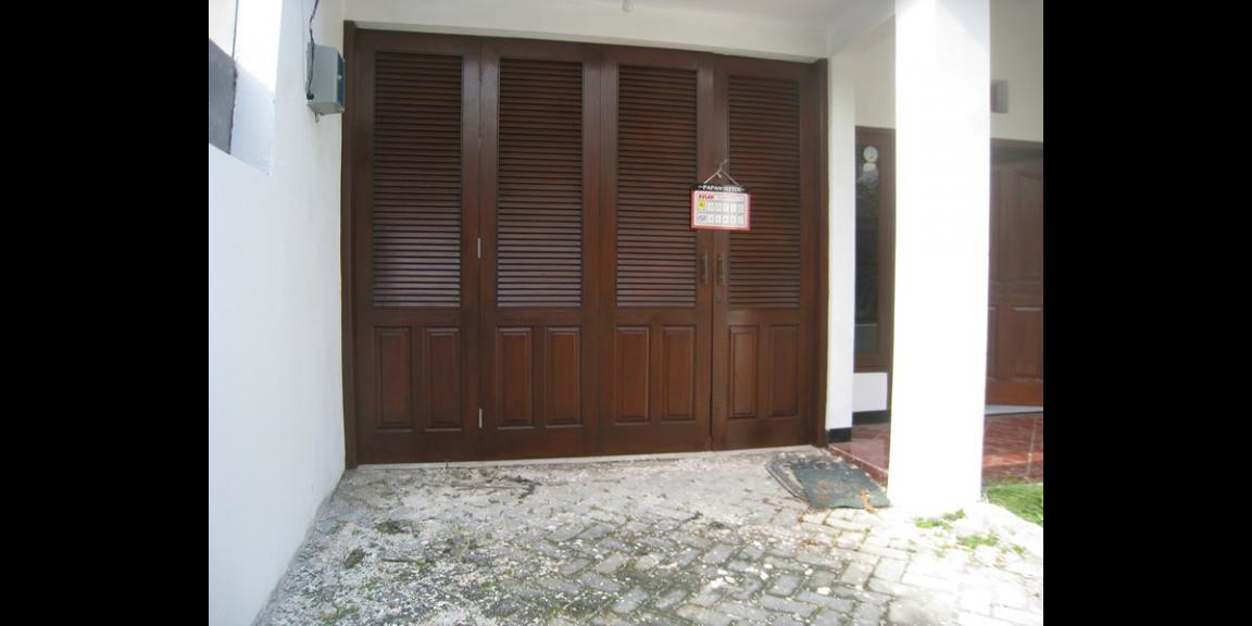 Rumah Cuantek Siaphuni Bebas Banjir, Griya Babatan Mukti, Surabaya Rumah Cuantek Siaphuni Bebas Banjir, Griya Babatan Mukti, Surabaya