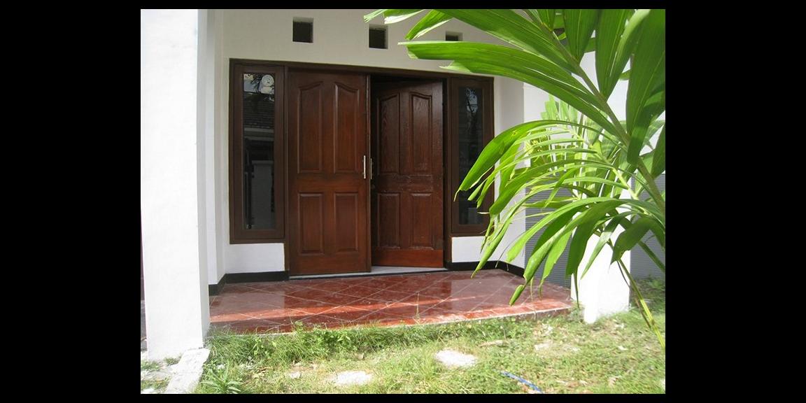 Rumah Cuantek Siaphuni Bebas Banjir, Griya Babatan Mukti, Surabaya Rumah Cuantek Siaphuni Bebas Banjir, Griya Babatan Mukti, Surabaya