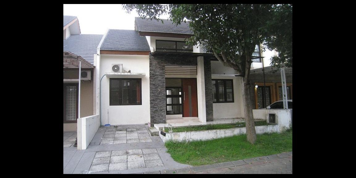 Rumah Cantik SiapHuni Citraland Eastwood, Surabaya. Rumah Cantik SiapHuni Citraland Eastwood, Surabaya.