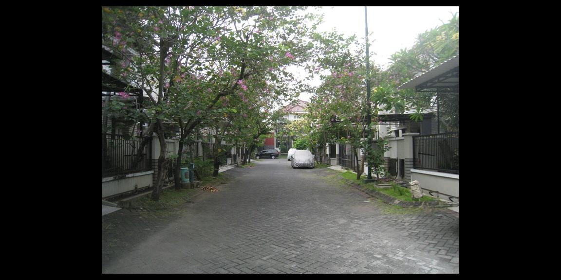 Rumah Central Park A.Yani Regency, Ketintang, Surabaya. Rumah Central Park A.Yani Regency, Ketintang, Surabaya.