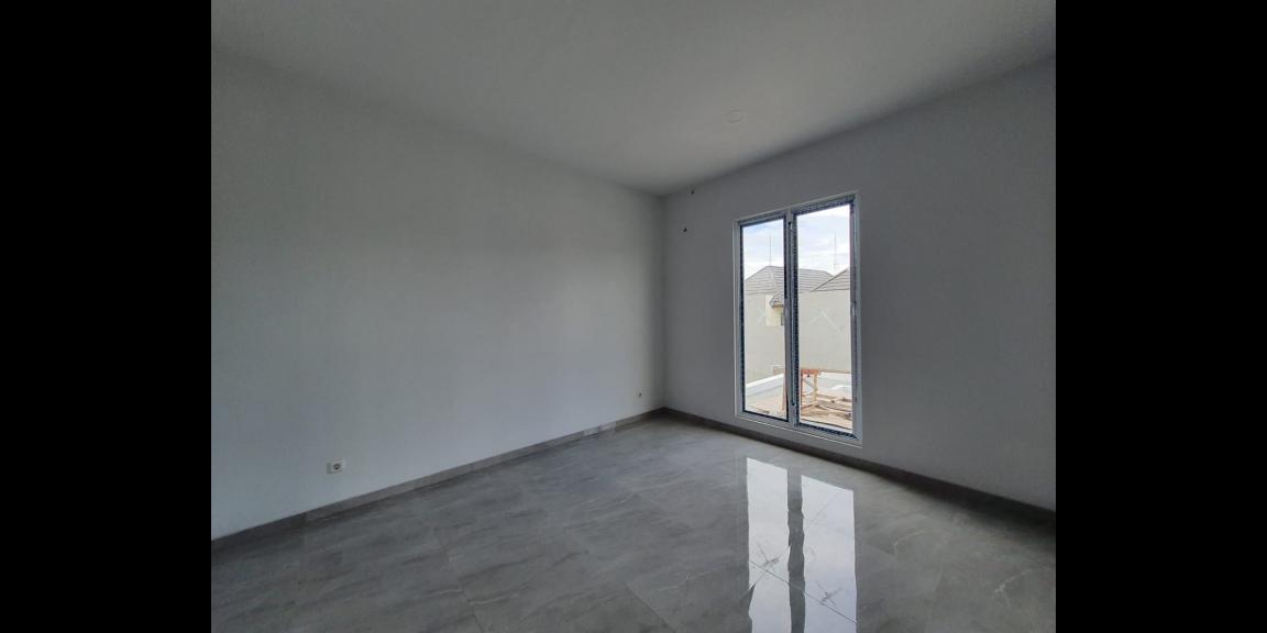 Graha Natura Surabaya - New Gress Minimalis Graha Natura Surabaya - New Gress Minimalis