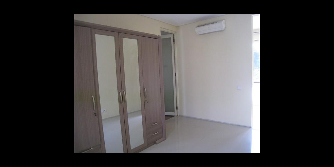 Butuh Uang Rumah SHM di Citraland Taman Puspa Raya, Surabaya Butuh Uang Rumah SHM di Citraland Taman Puspa Raya, Surabaya