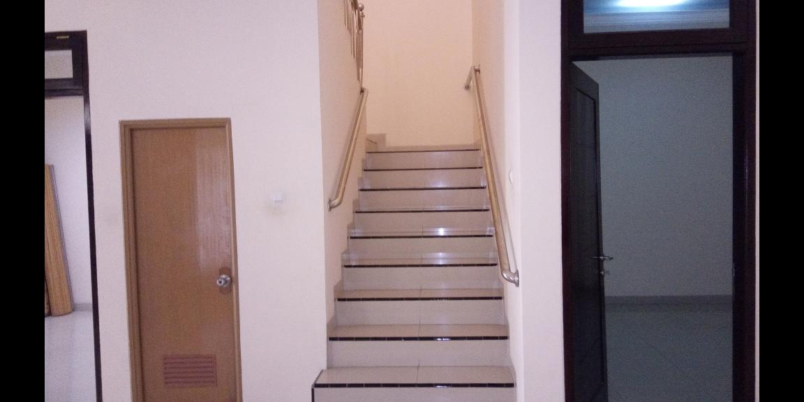 Dijual Rumah Baru 2 Lantai dekat akses MRT Busway KRL Dijual Rumah Baru 2 Lantai dekat akses MRT Busway KRL