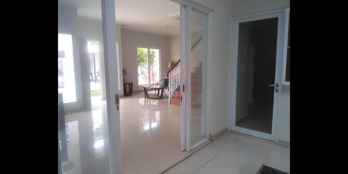 HUNIAN MINIMALIZE LOKSI BELAKANG CAMPUS UPN PONDOK LABU HUNIAN MINIMALIZE LOKSI BELAKANG CAMPUS UPN PONDOK LABU