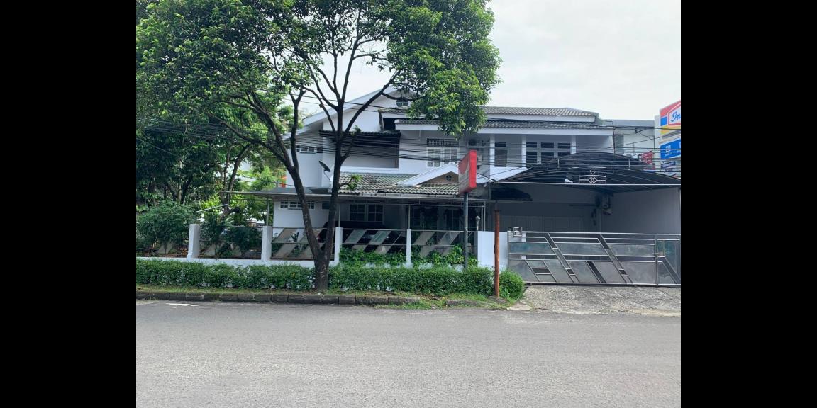 Rumah Hook 2 Lantai Lokasi Strategis Komersial Ramai Bintaro 9 Rumah Hook 2 Lantai Lokasi Strategis Komersial Ramai Bintaro 9