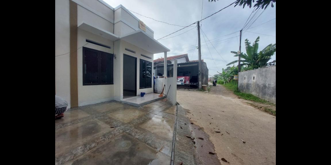 Rumah murah di lokasi strategis dg bata merah dkt stasiun depok Rumah murah di lokasi strategis dg bata merah dkt stasiun depok