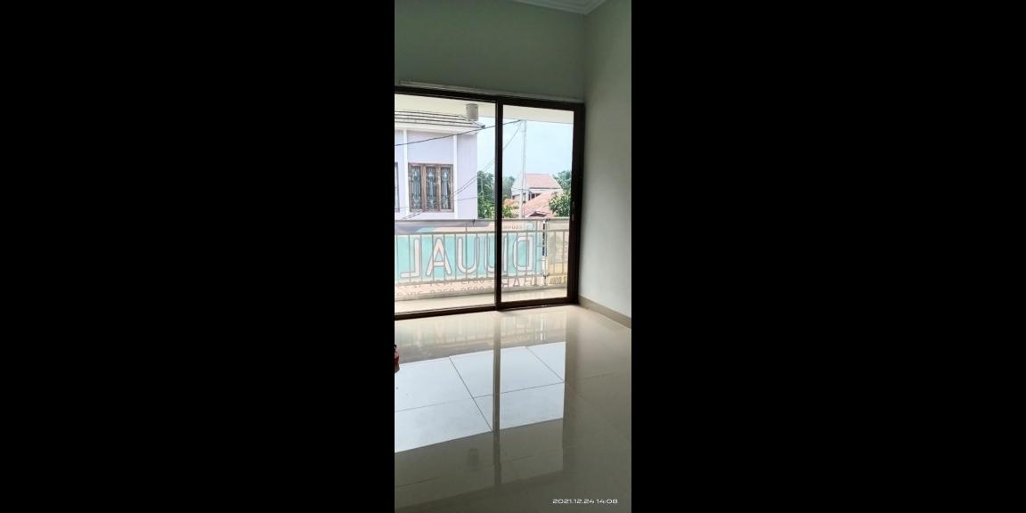 Dp0%, Rumah cantik 2 lt dekat tol sawangan di limo depok Dp0%, Rumah cantik 2 lt dekat tol sawangan di limo depok