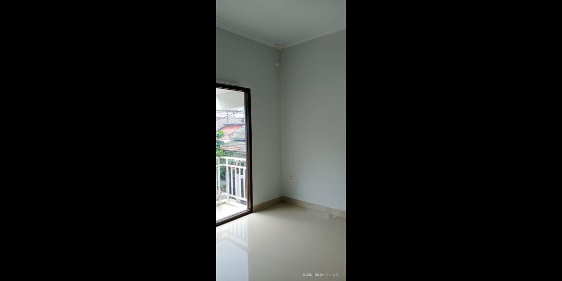 Dp0%, Rumah cantik 2 lt dekat tol sawangan di limo depok Dp0%, Rumah cantik 2 lt dekat tol sawangan di limo depok