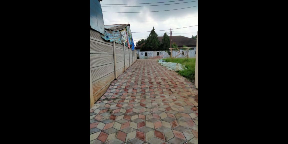 DP suka2, free biaya2, siap huni, dipinggir jl arco sawangan DP suka2, free biaya2, siap huni, dipinggir jl arco sawangan