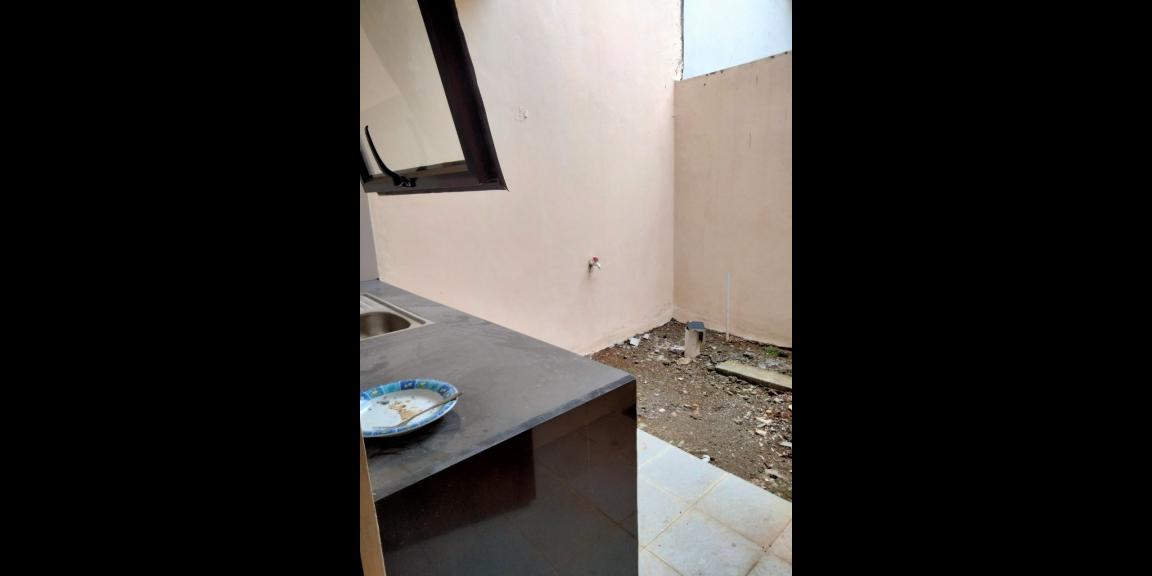 DP suka2, free biaya2, siap huni, dipinggir jl arco sawangan DP suka2, free biaya2, siap huni, dipinggir jl arco sawangan