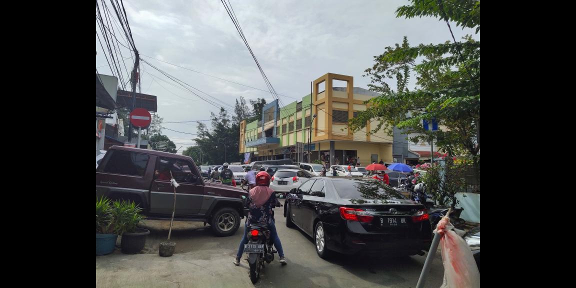 Disewakan Ruang Usaha Lantai Dasar LRT Boulevard Selatan Summagung MIXUE juga boleh Strategis dekat sekolah pusat bisnis pasar kuliner paling ramai di kelapa gading Disewakan Ruang Usaha Lantai Dasar LRT Boulevard Selatan Summagung MIXUE juga boleh Strategis dekat sekolah pusat bisnis pasar kuliner paling ramai di kelapa gading