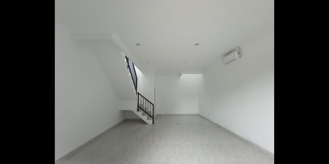 Ruko 2lantai siap huni pinggir jalan dekat Pasar setu Bekasi Ruko 2lantai siap huni pinggir jalan dekat Pasar setu Bekasi