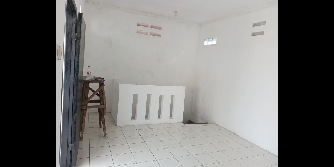 Dijual Rumah Kokoh di Otista, Jakarta Timur Dijual Rumah Kokoh di Otista, Jakarta Timur