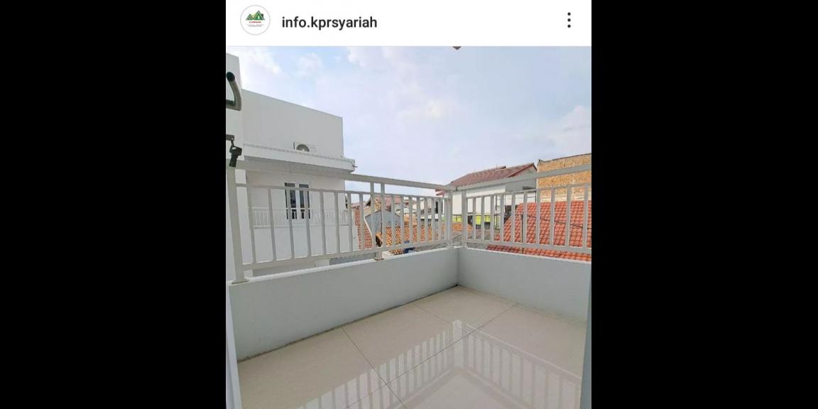 Rumah siap huni dekat Mall Cijantung Pasar Rebo Jakarta Timur Rumah siap huni dekat Mall Cijantung Pasar Rebo Jakarta Timur