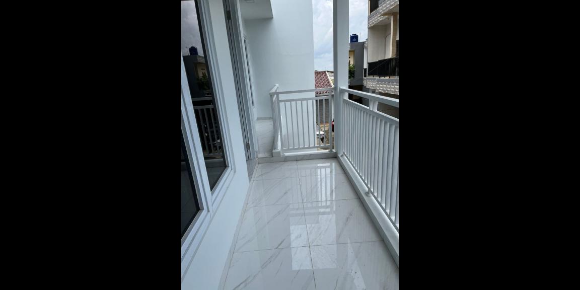 Rumah 2lantai Bintara Bekasi akses stasiun Cakung Rumah 2lantai Bintara Bekasi akses stasiun Cakung
