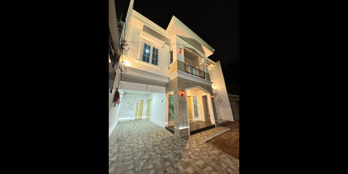 Dijual Rumah mewah 5 kamar Pondok Bambu Duren Sawit Jakarta Timur Dijual Rumah mewah 5 kamar Pondok Bambu Duren Sawit Jakarta Timur