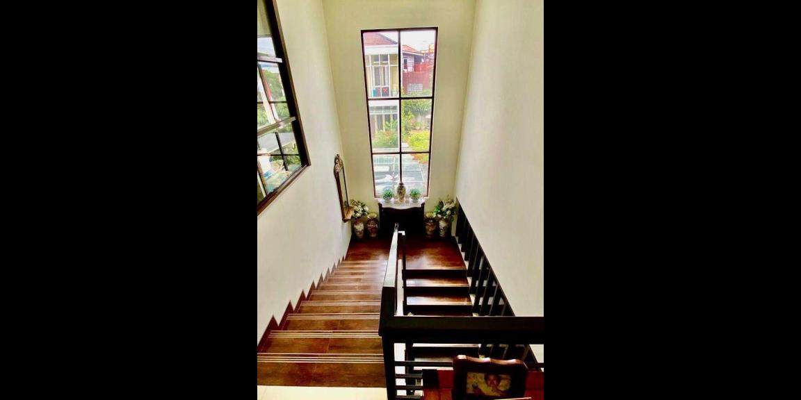 Rumah mewah ada kolam renang Duren Tiga Pancoran Jakarta Selatan Rumah mewah ada kolam renang Duren Tiga Pancoran Jakarta Selatan