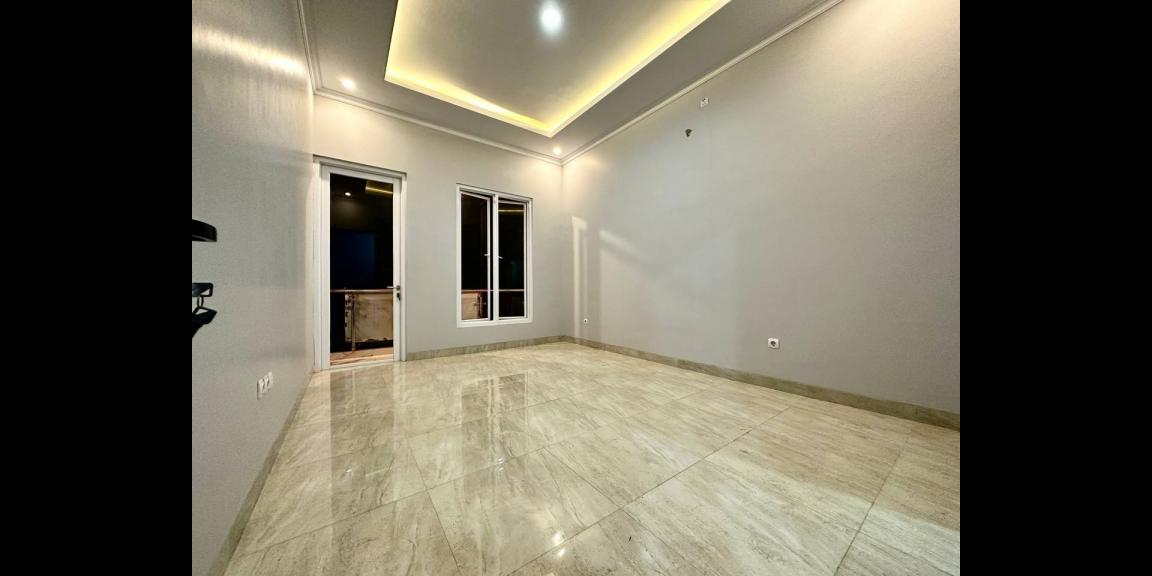 Rumah 3lantai Cilangkap Jakarta Timur dekat Raya Cipayung Rumah 3lantai Cilangkap Jakarta Timur dekat Raya Cipayung