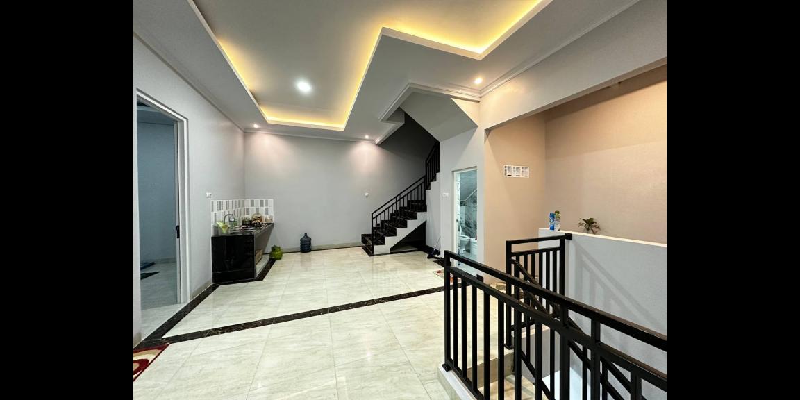 Rumah 3lantai Cilangkap Jakarta Timur dekat Raya Cipayung Rumah 3lantai Cilangkap Jakarta Timur dekat Raya Cipayung