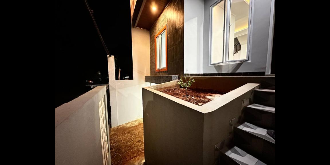 Rumah 3lantai Cilangkap Jakarta Timur dekat Raya Cipayung Rumah 3lantai Cilangkap Jakarta Timur dekat Raya Cipayung