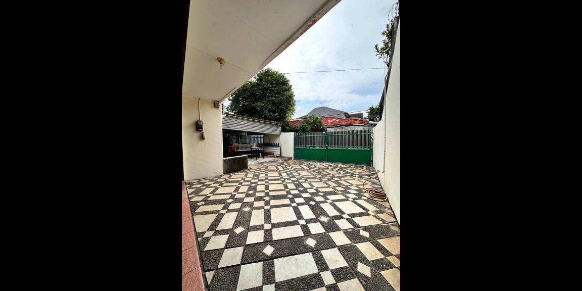 Rumah second tanah hook luas Cempaka Putih Jakarta Pusat  Rumah second tanah hook luas Cempaka Putih Jakarta Pusat