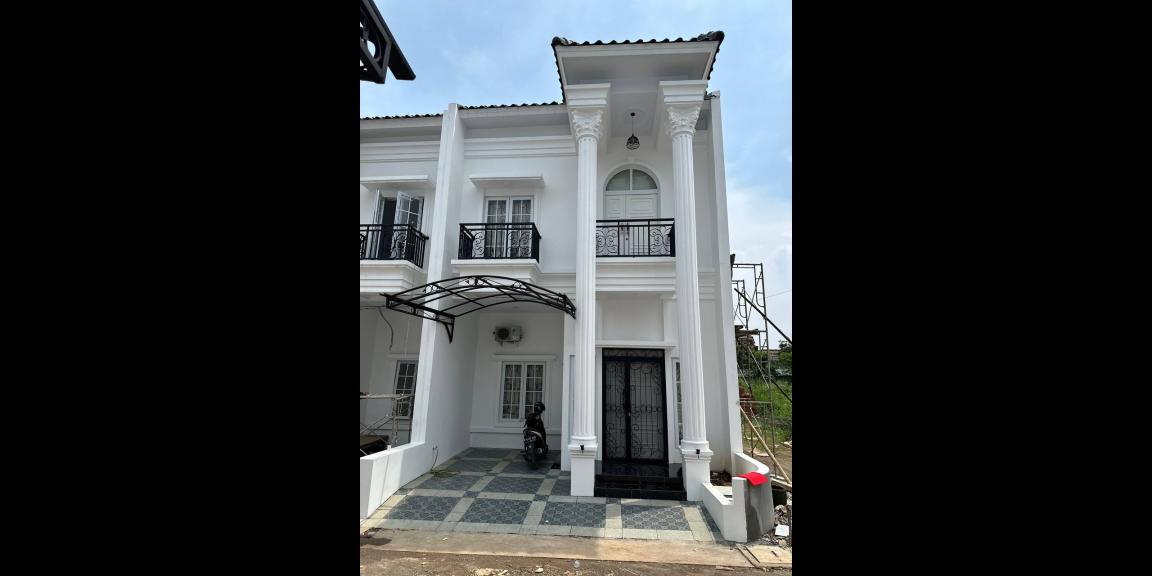 Rumah Classic Style Ciracas Jakarta Timur dekat LRT Cibubur Rumah Classic Style Ciracas Jakarta Timur dekat LRT Cibubur