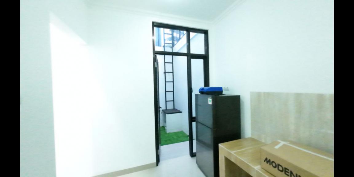 Rumah ready 4KT dekat pintu tol Jatiasih Bekasi Rumah ready 4KT dekat pintu tol Jatiasih Bekasi