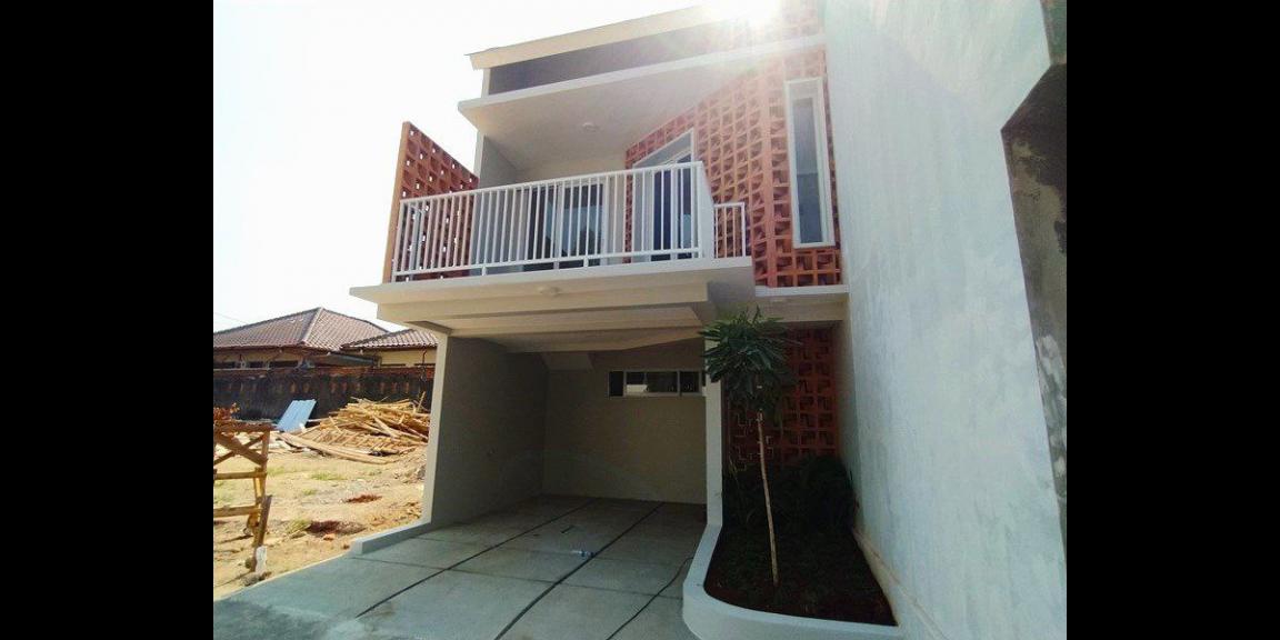 Rumah Attic kekinian strategis Jagakarsa Jakarta Selatan Rumah Attic kekinian strategis Jagakarsa Jakarta Selatan