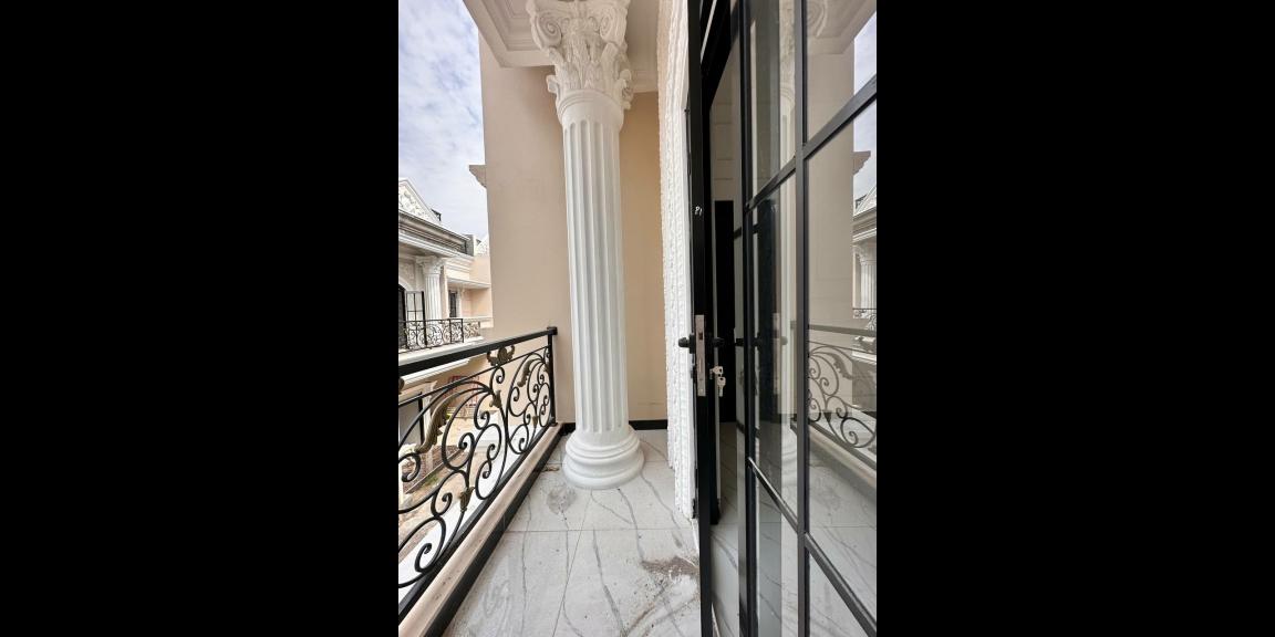 Hunian bergaya klasik modern Kebagusan Jakarta Selatan Hunian bergaya klasik modern Kebagusan Jakarta Selatan