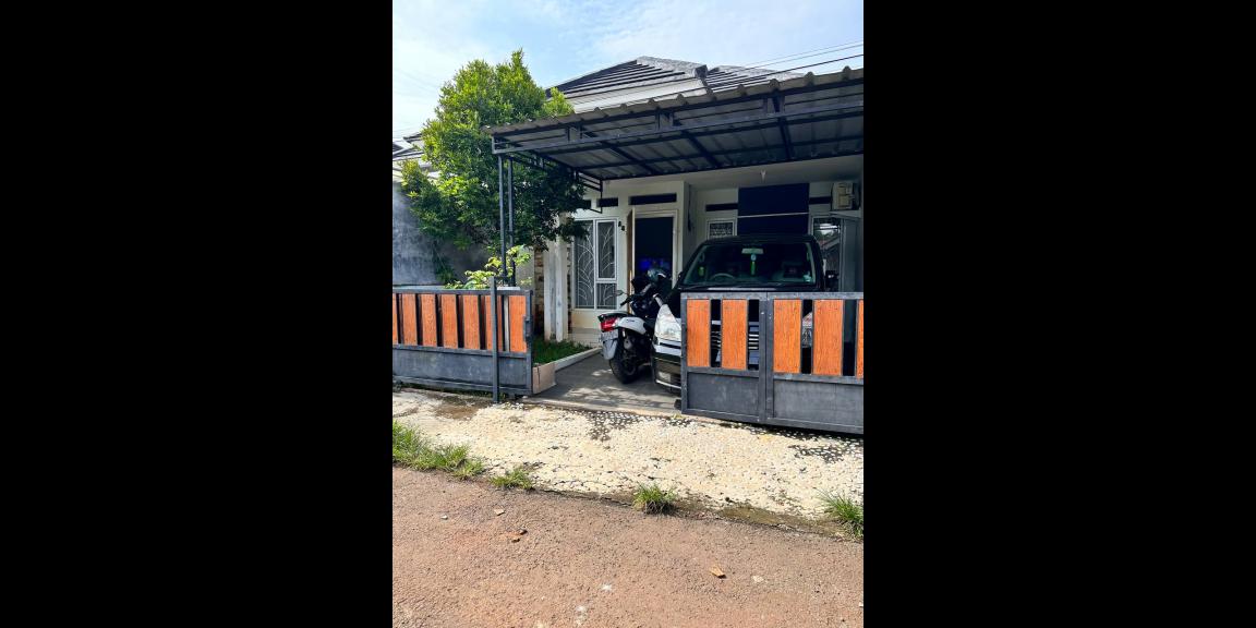Rumah Secondary Tapos Depok dekat gerbang tol Rumah Secondary Tapos Depok dekat gerbang tol
