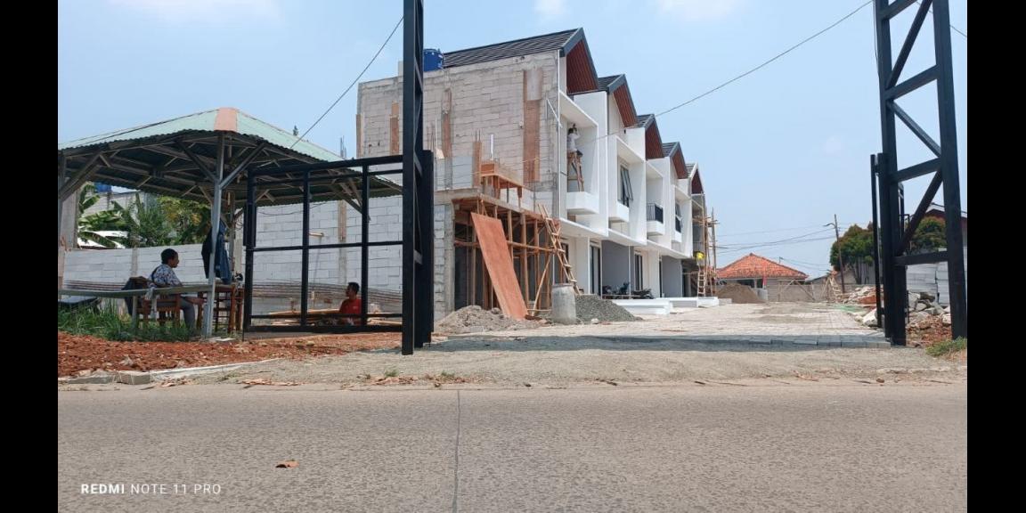 Rumah cantik 2lantai di Pocis Setu Tangerang Selatan Rumah cantik 2lantai di Pocis Setu Tangerang Selatan