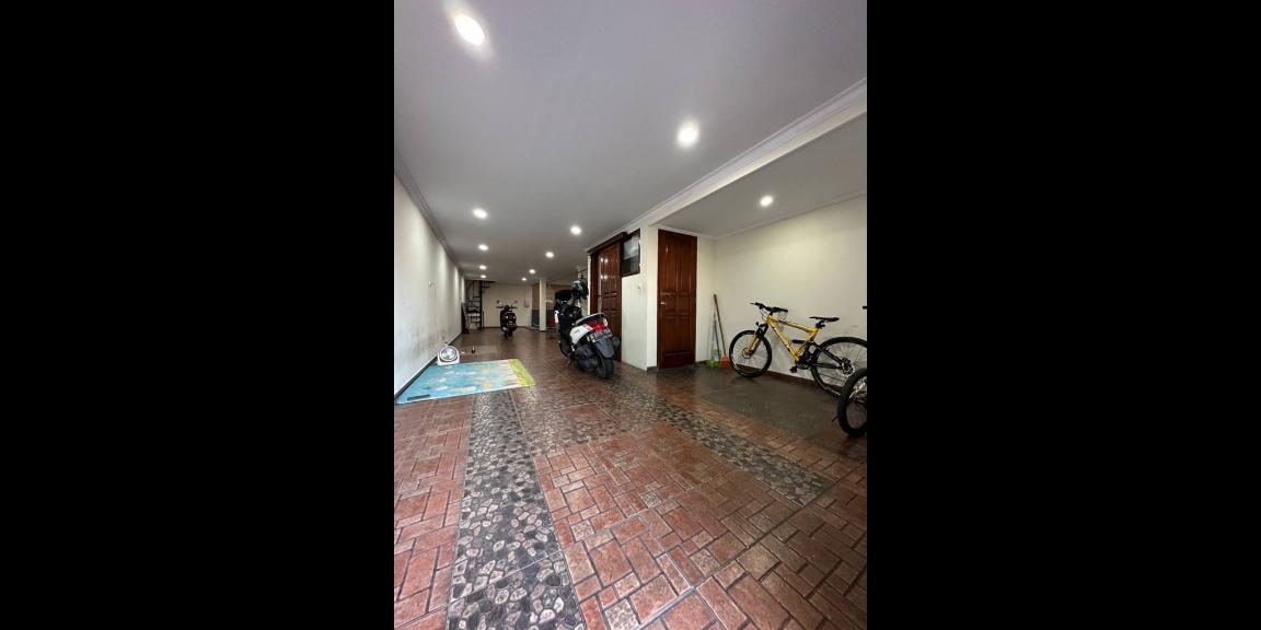 Rumah second luas Pulogadung Jakarta Timur dekat UNJ  Rumah second luas Pulogadung Jakarta Timur dekat UNJ